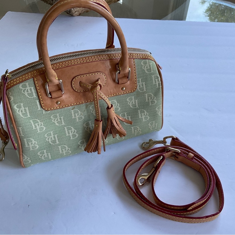 DOONEY & BOURKE PICNIC COLLECTION MINI TESSEL SATCHEL BAG.